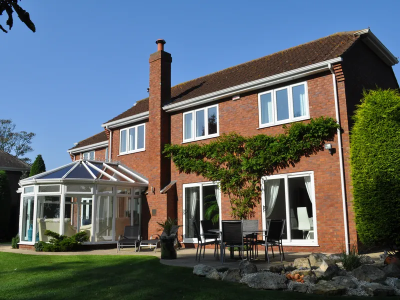 Lean-To Totteridge